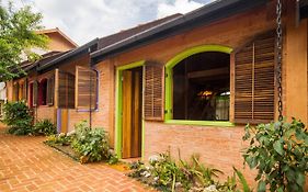 Vila Báltica Chalés